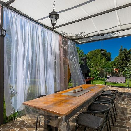 Holiday House Chill Out Loborika Marčana 外观 照片